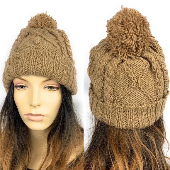 PuzzleStack Accessories - Last one left, Chunky knit wool beanie